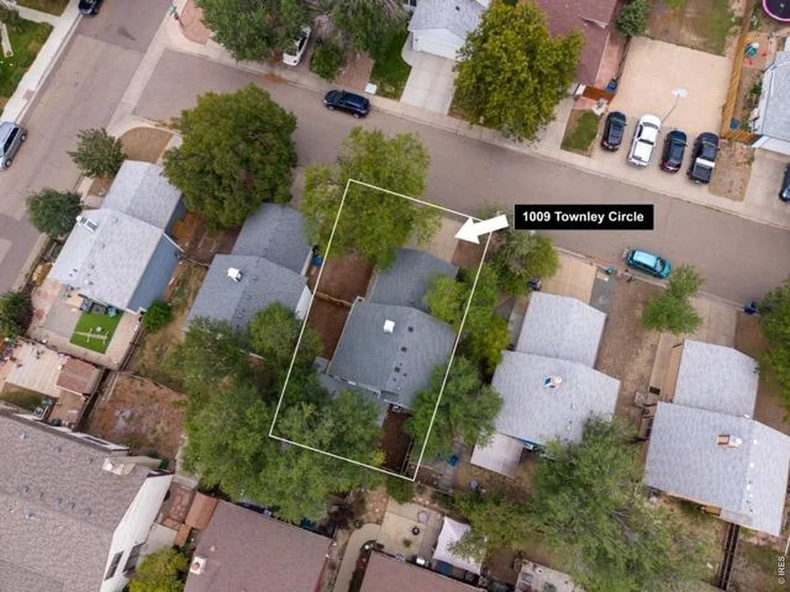 Photo of 1009 Townley Cir