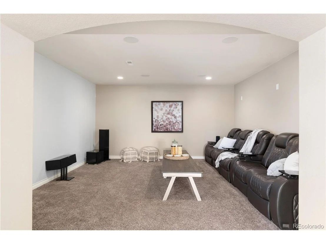 Photo of 8478 Rogers Loop
