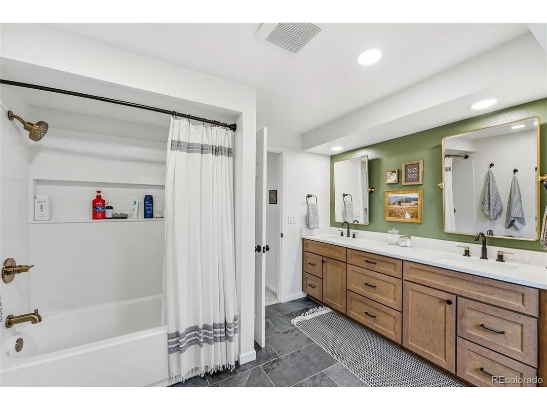 Photo of 4422 Pali Way