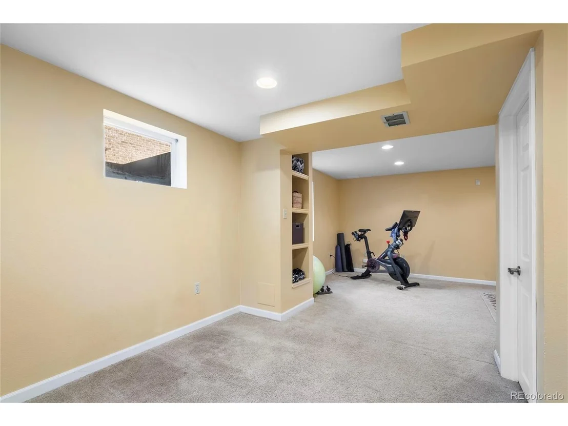 Photo of 12945 Columbine Cir