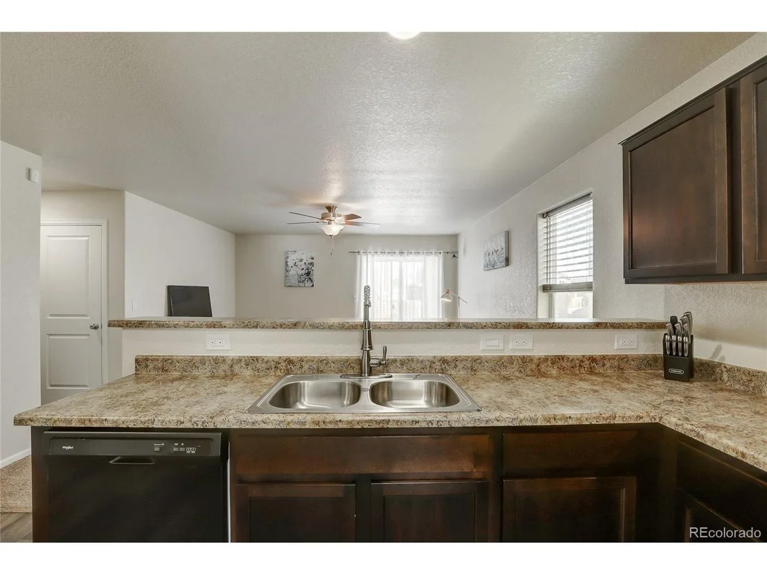 Photo of 47363 Iris Ave