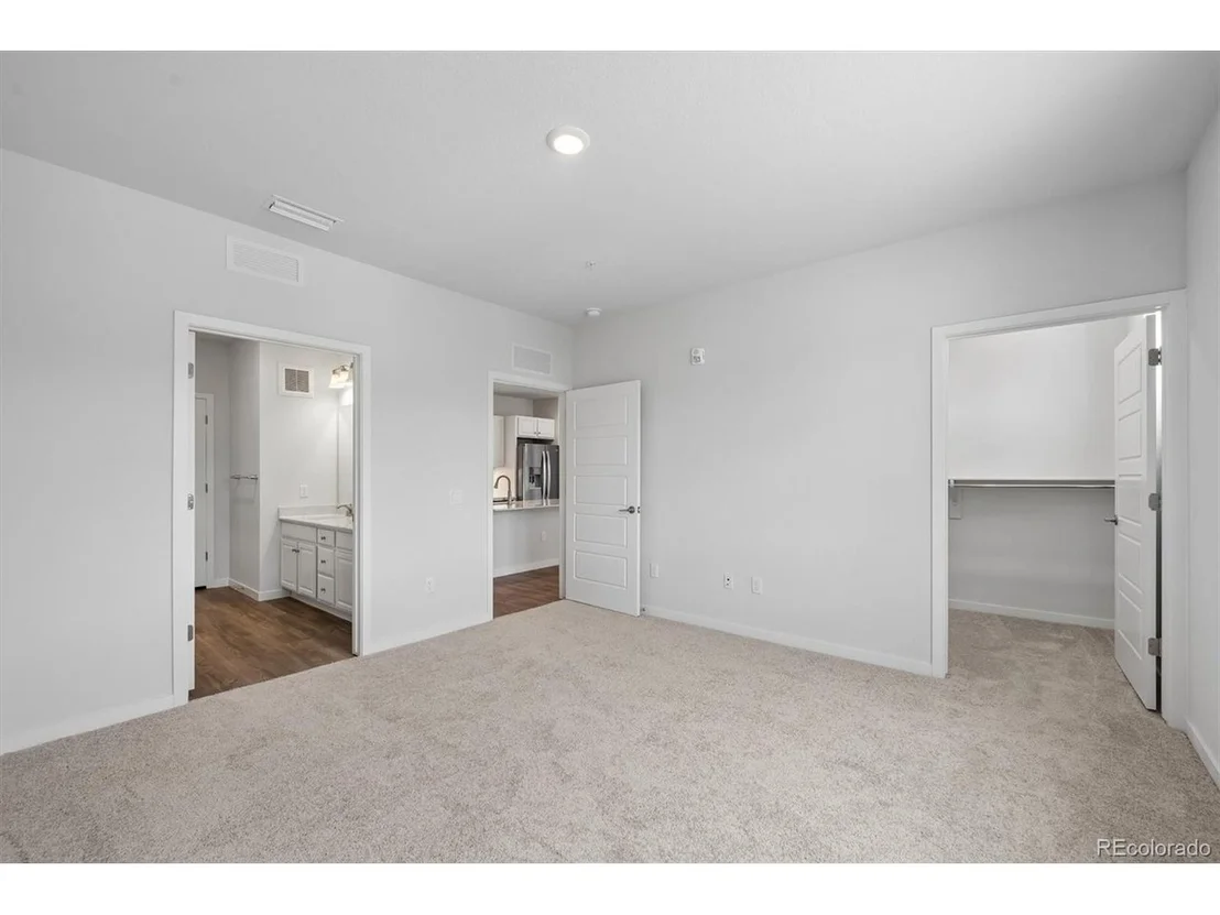 Photo of Unit 2210 at 485 Interlocken Blvd