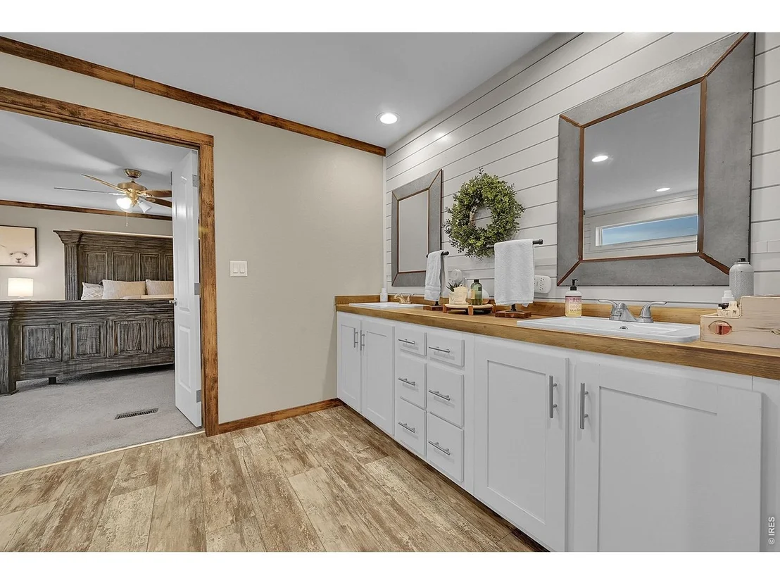 Photo of 41219 County Road 84