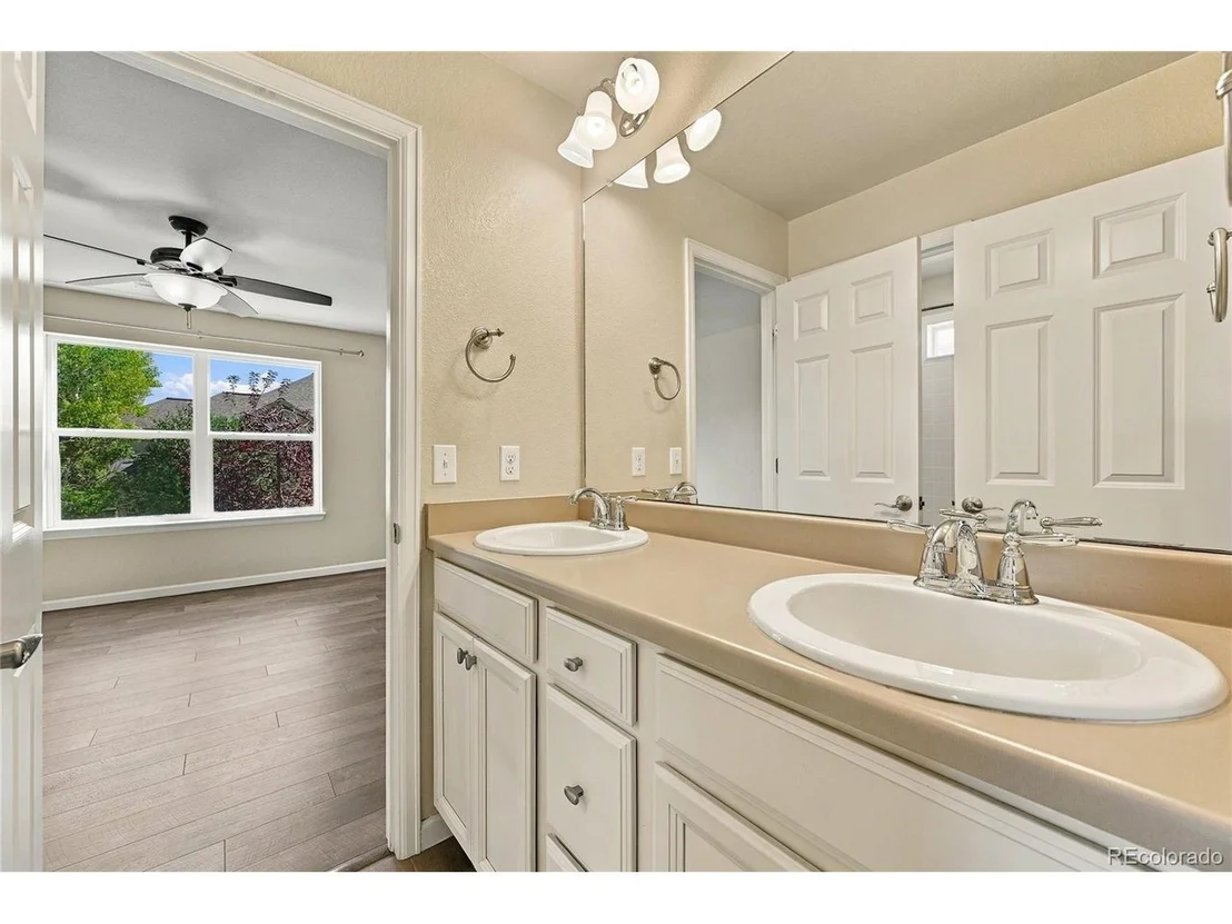 Photo of 1645 Dorothy Cir