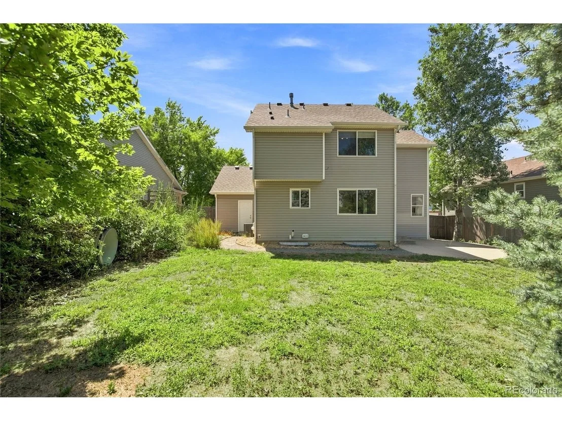 Photo of 857 McClure Ave
