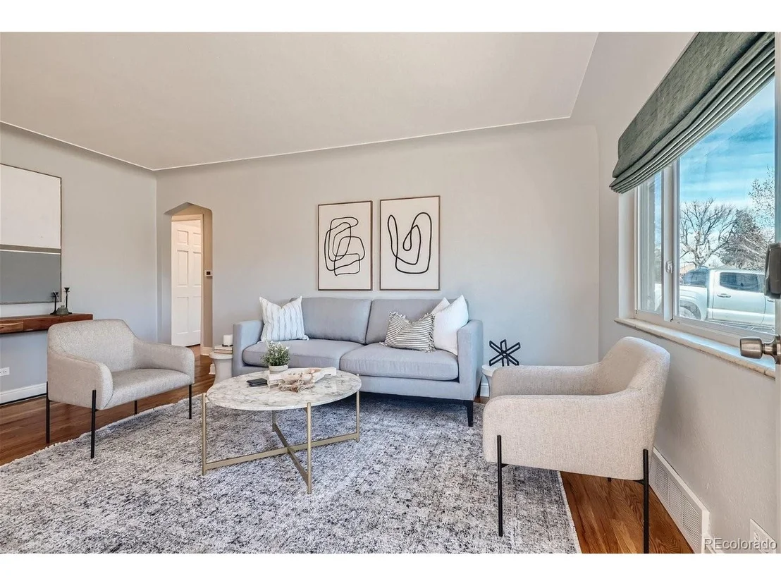 Photo of 3615 Niagara St