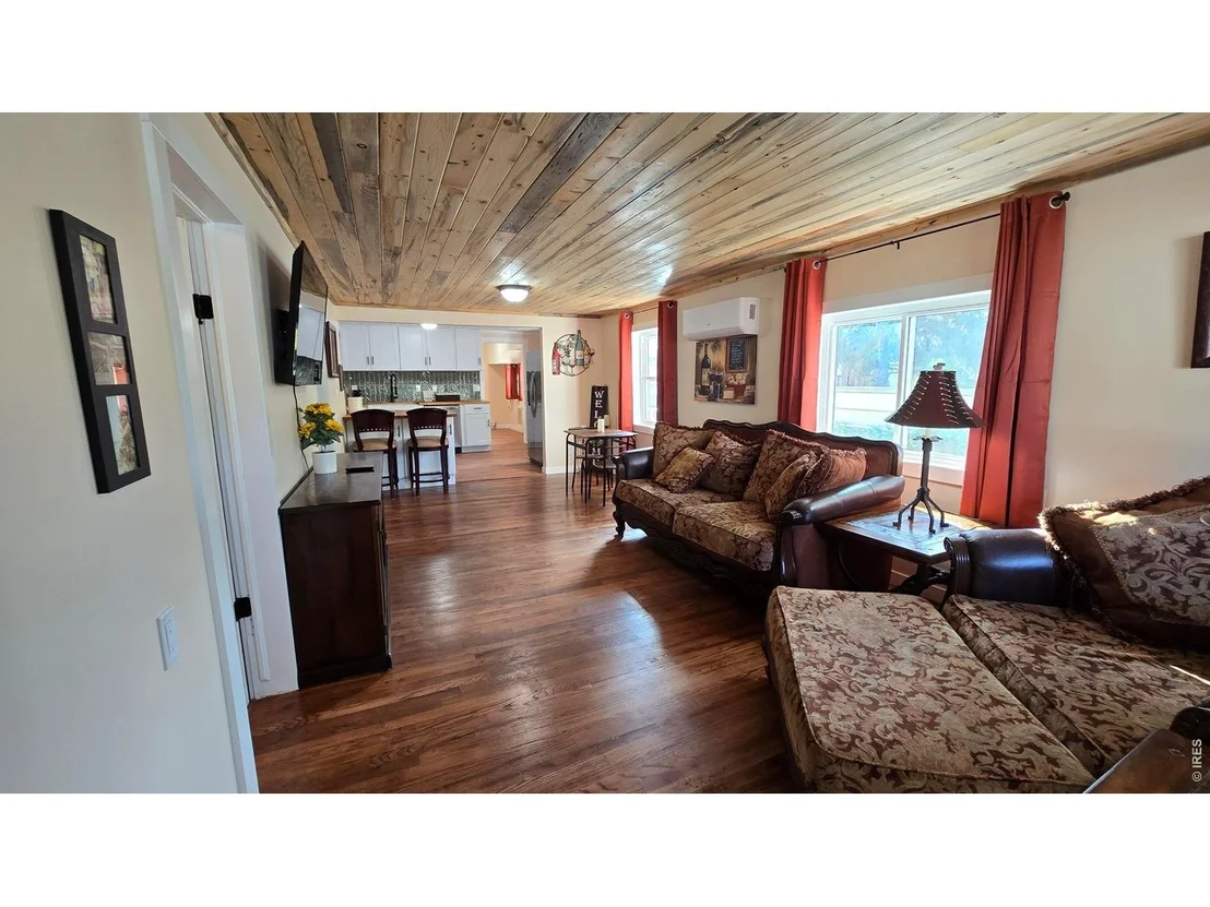 Photo of 322 N 7th Ave
