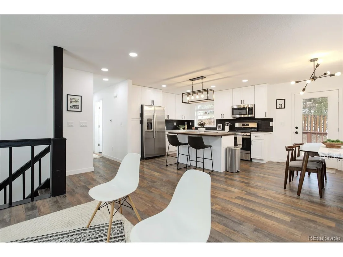 Photo of 95 Fitzsimmons Rd