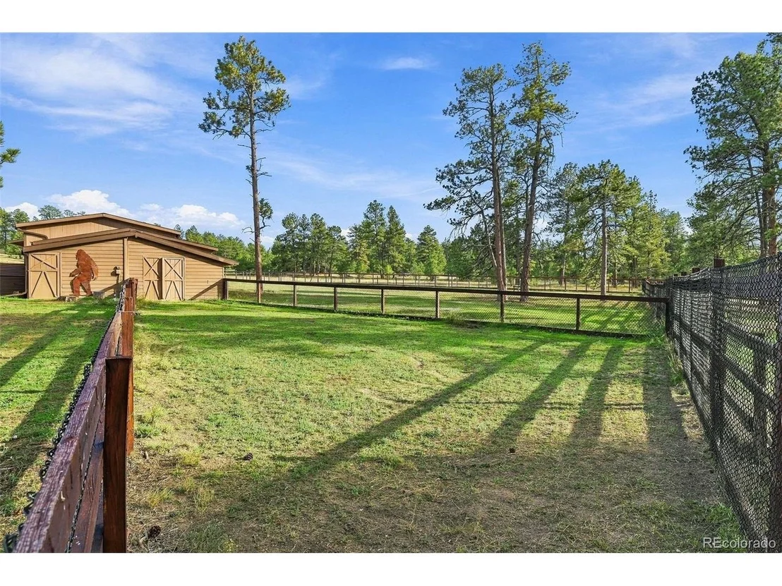 Photo of 5496 Timber Ridge Dr