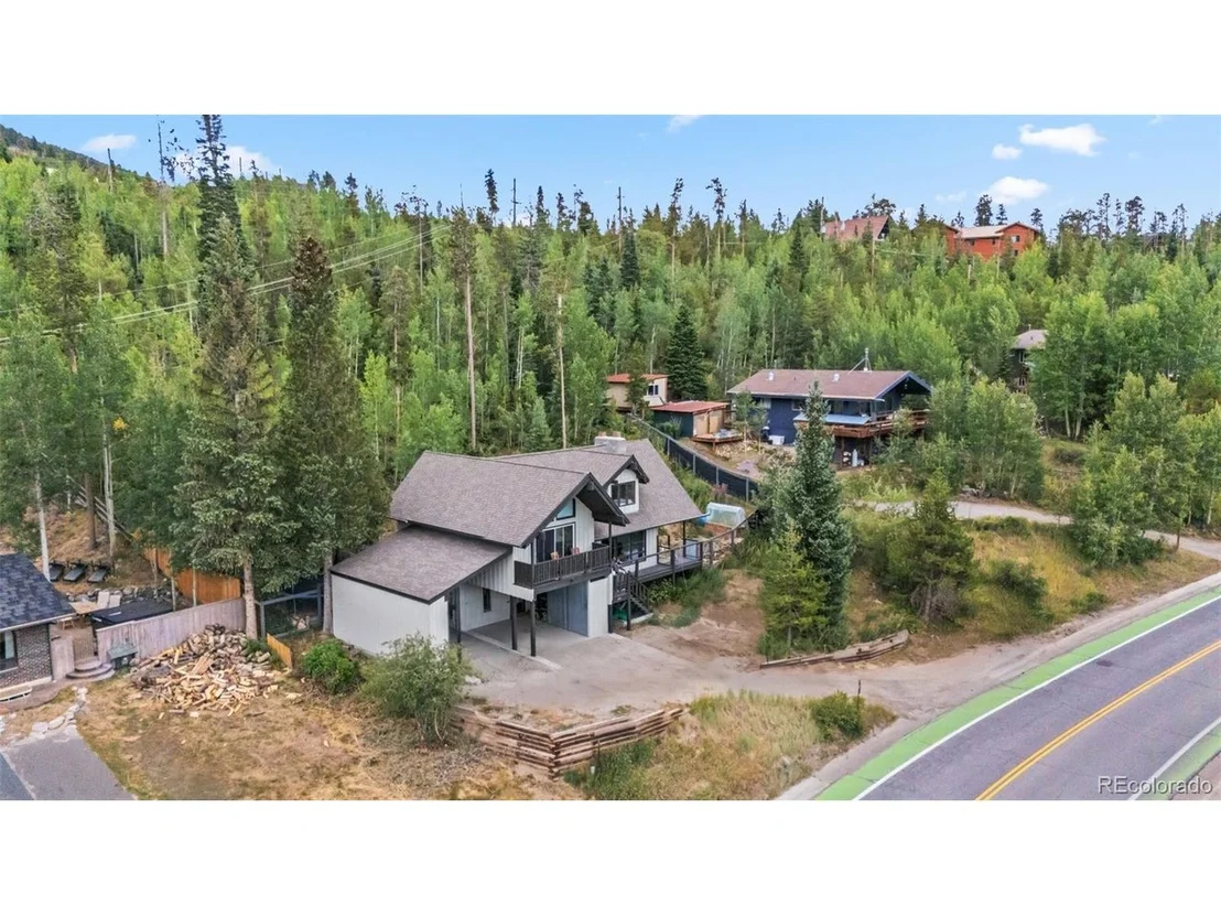 Photo of 218 Deer Path Rd