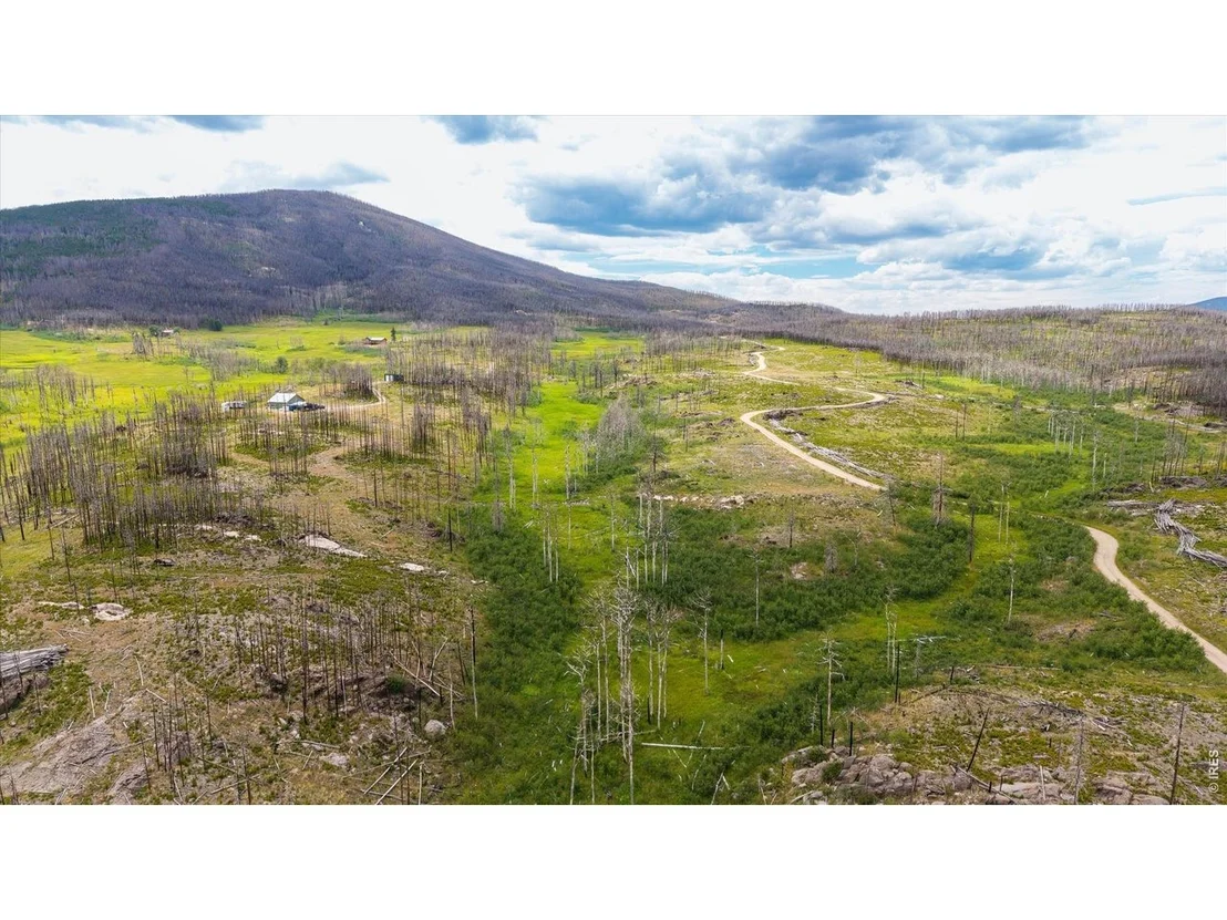 Photo of 529 Quartz Rd