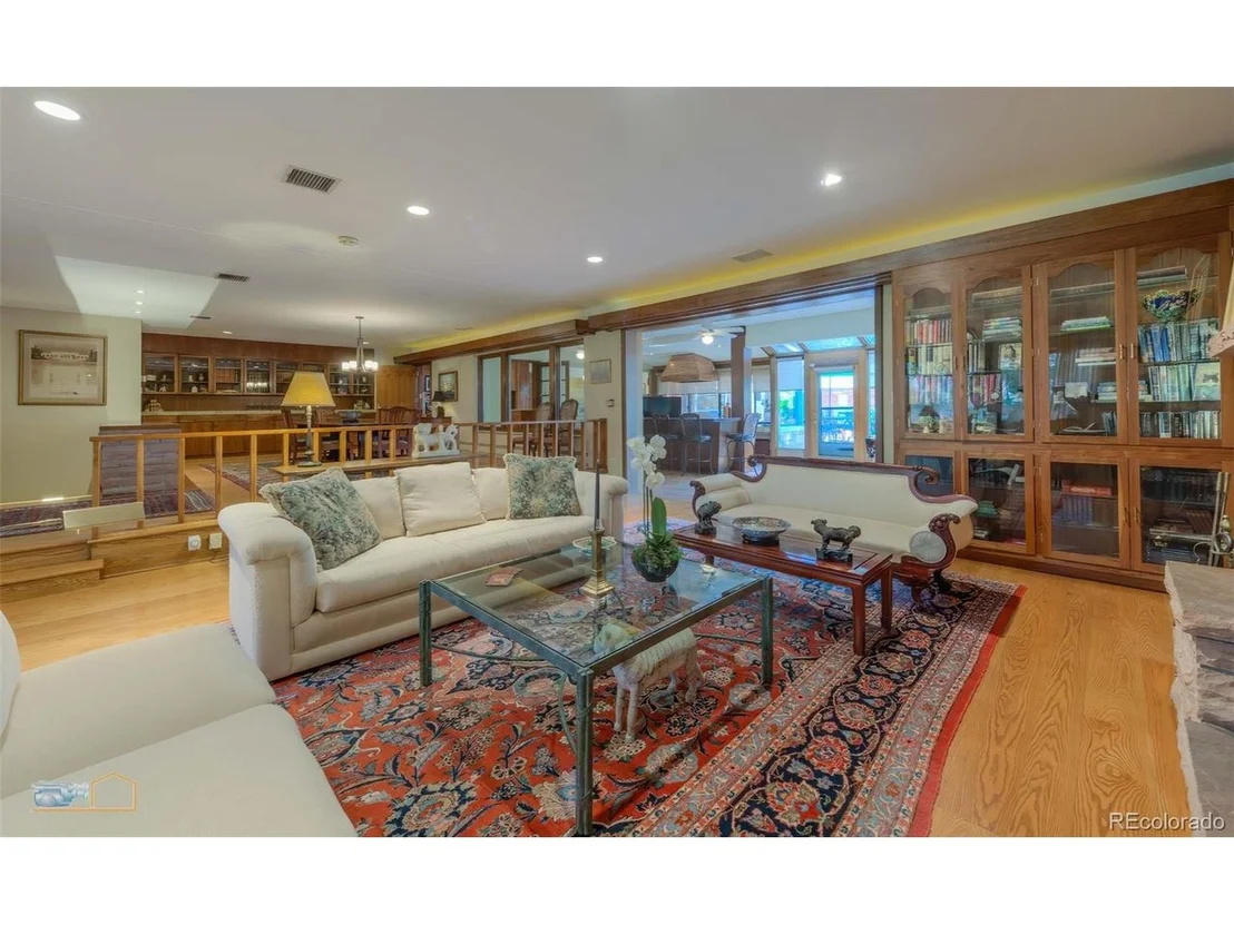 Photo of 1921 Panorama Cir
