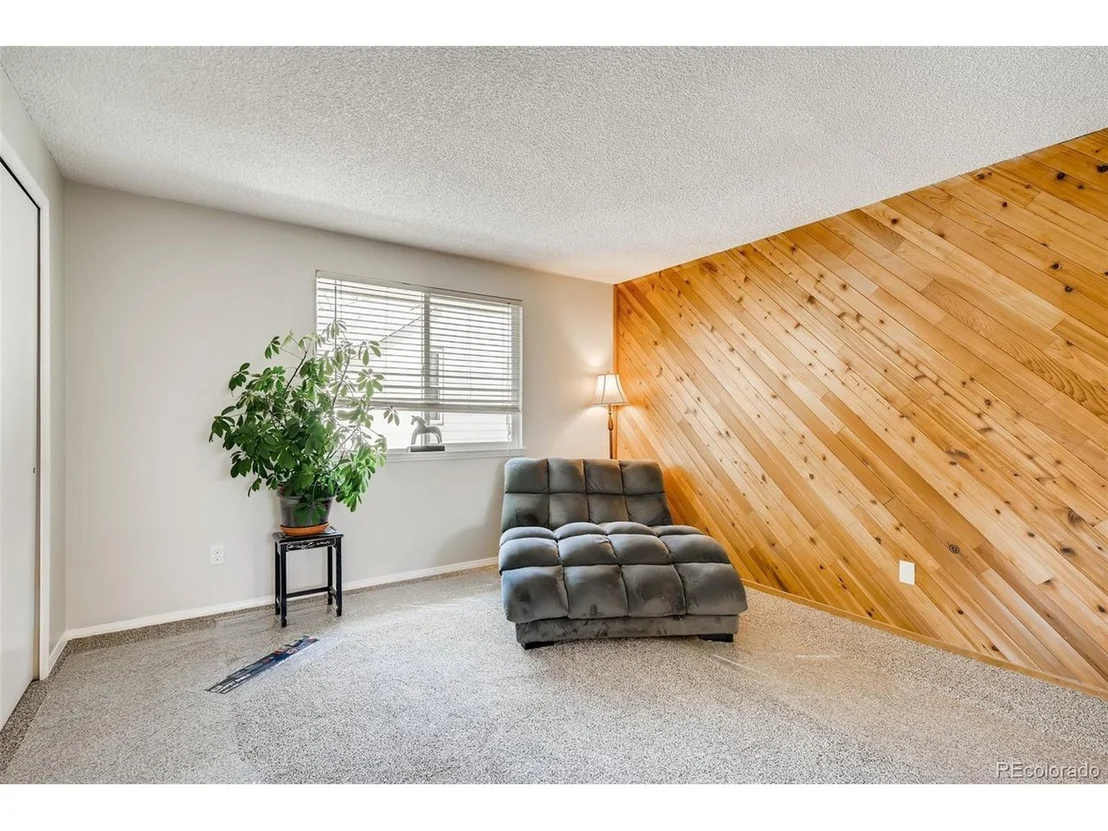 Photo of 11136 Seton Pl