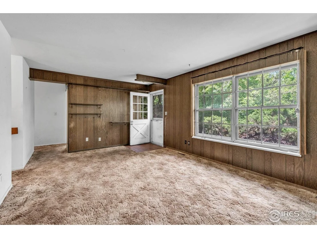Photo of 1380 Ithaca Dr