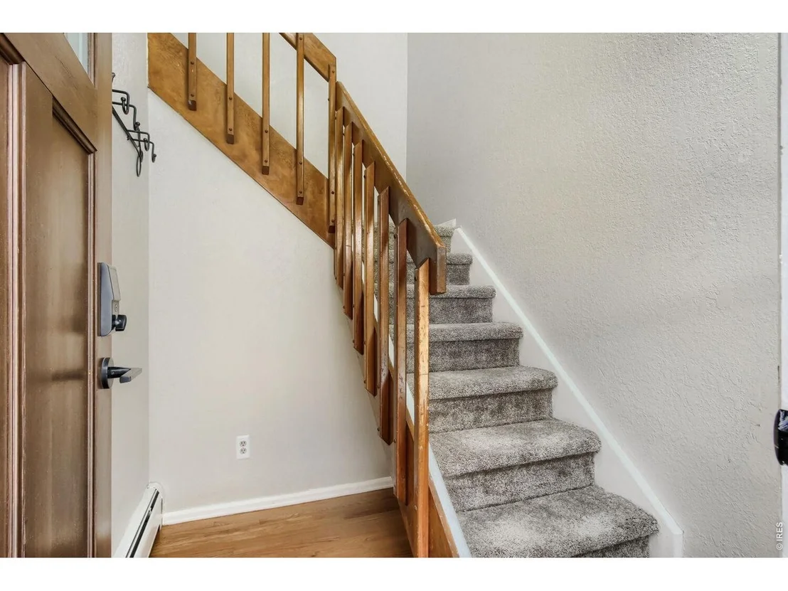 Photo of Unit 210 at 2201 Pearl St
