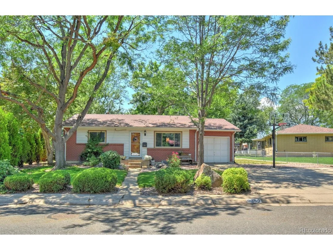 Photo of 6390 Janice Way