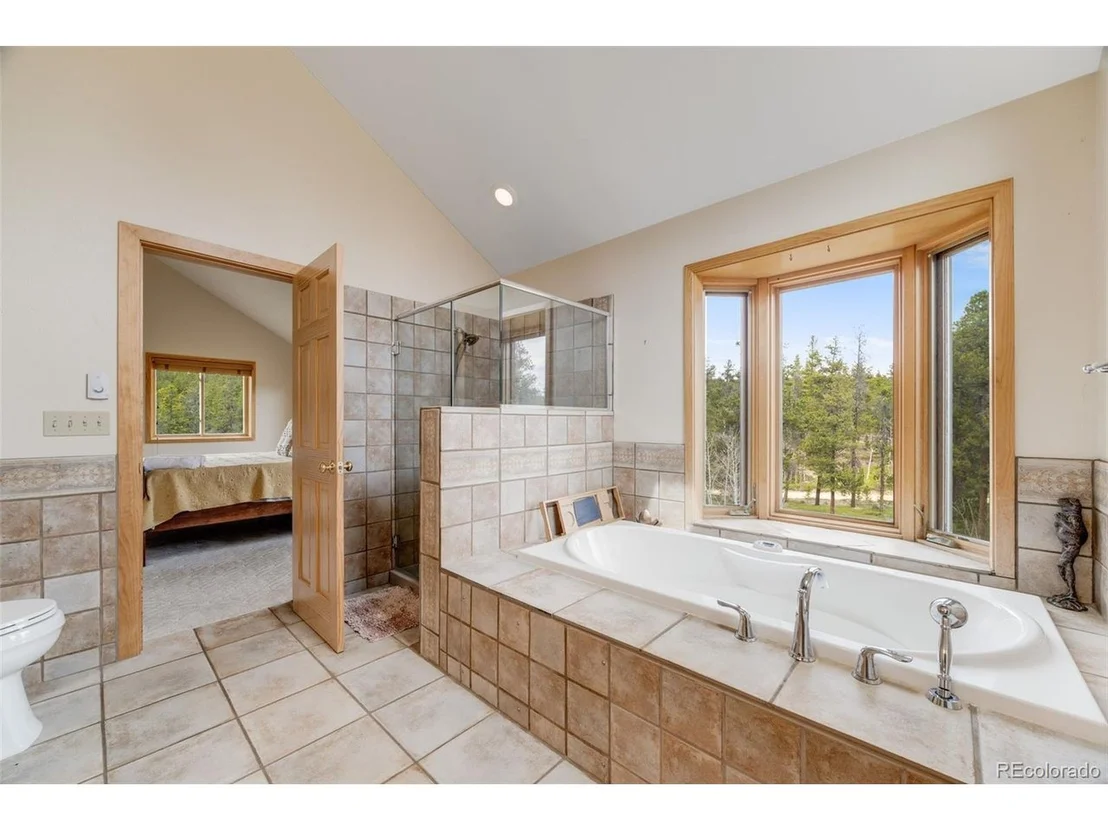 Photo of 1002 County Road 99
