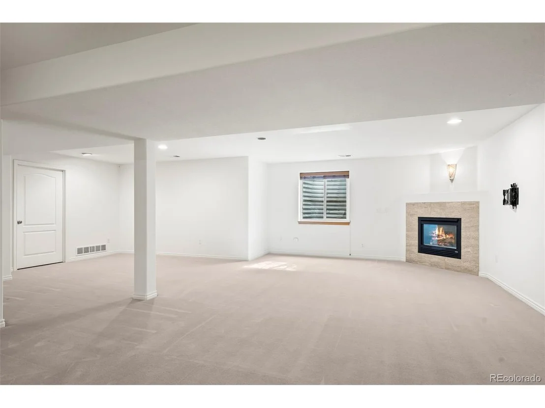Photo of 2330 Sandpiper Dr