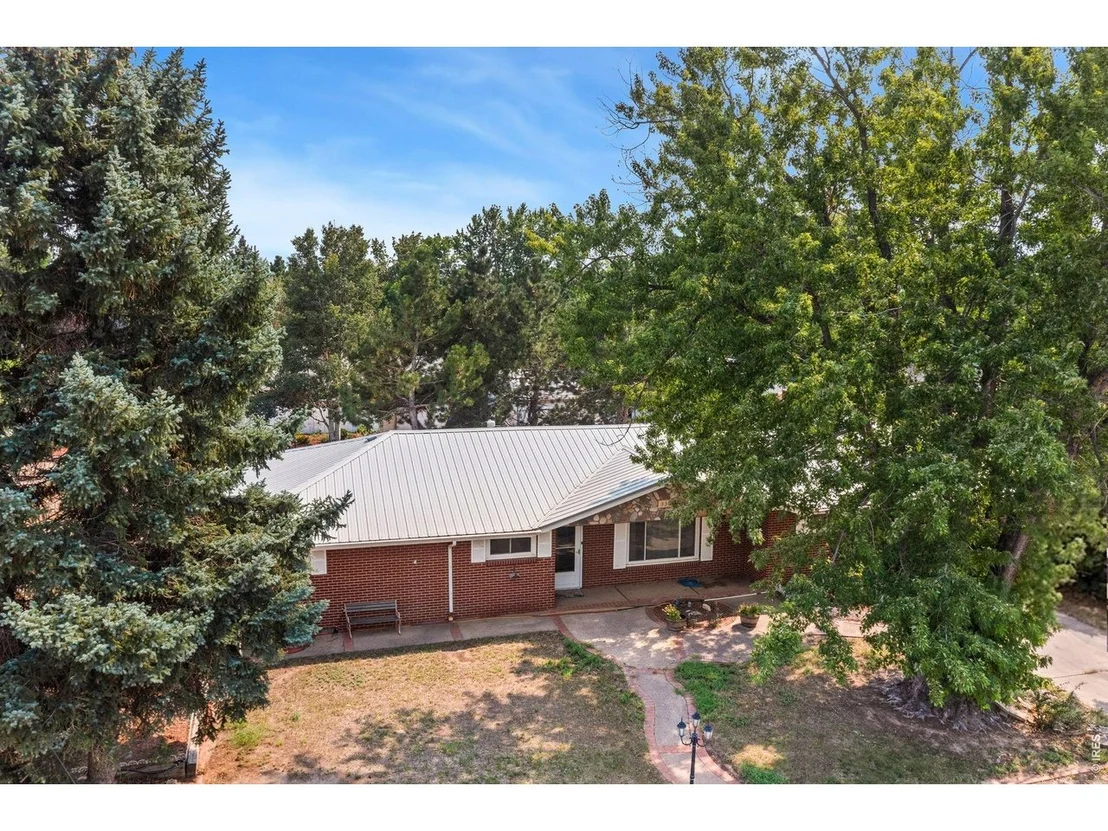 Photo of 335 Mountain View Dr