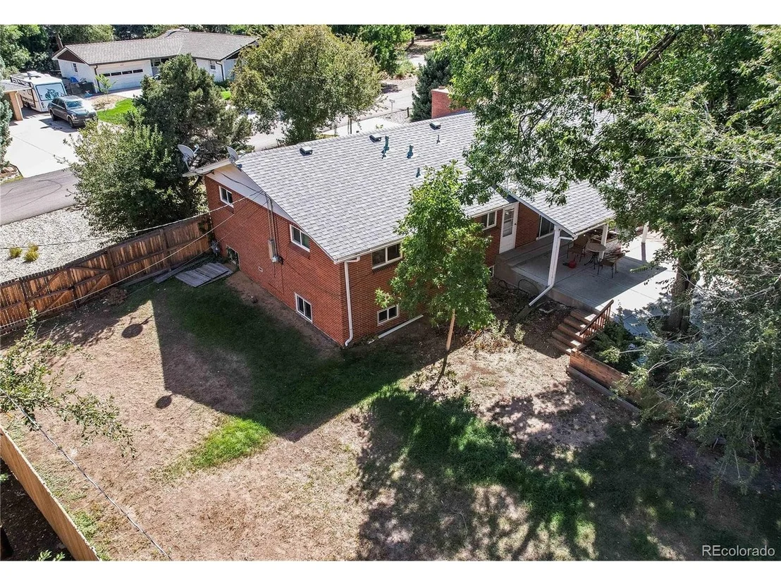 Photo of 3005 Flora Ln