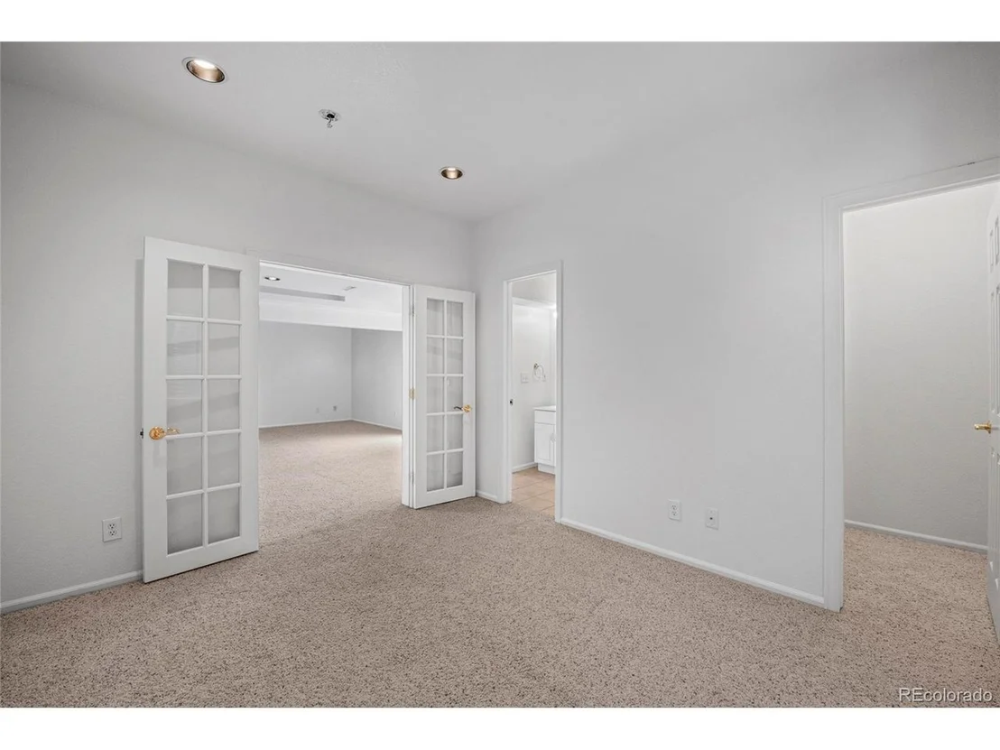 Photo of 6846 Edgewood Way