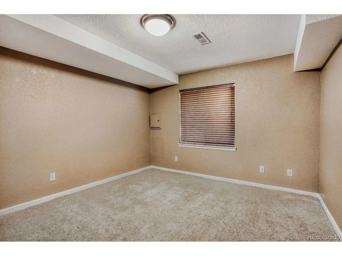 Photo of 2826 Blue Jay Way