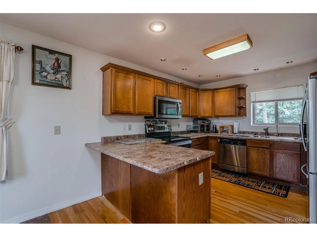 Photo of 31 Spruce Lake Dr