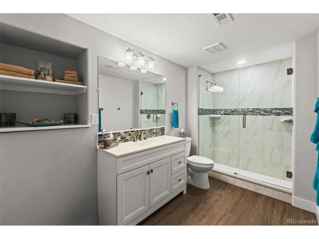 Photo of 401 Cascade Ct