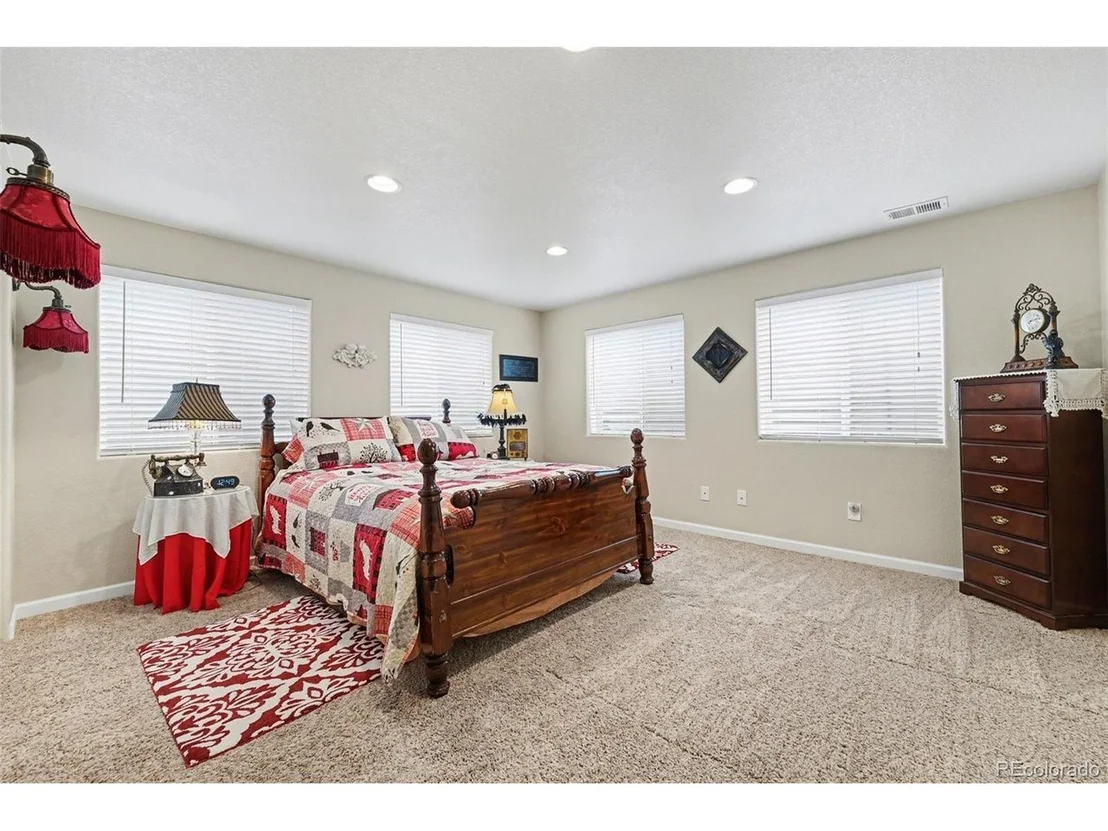 Photo of 4768 Spinning Wheel Dr