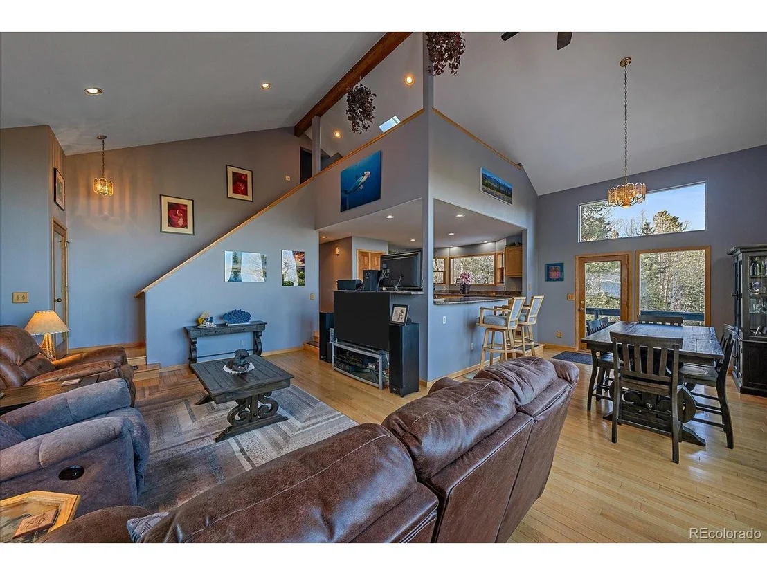 Photo of 11222 Conifer Mountain Rd