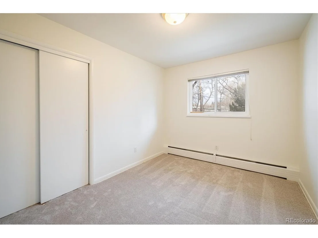 Photo of 350 Auburn St