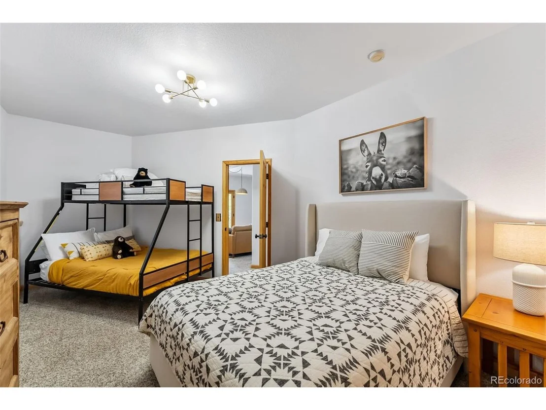 Photo of 1375 Roberts Rd