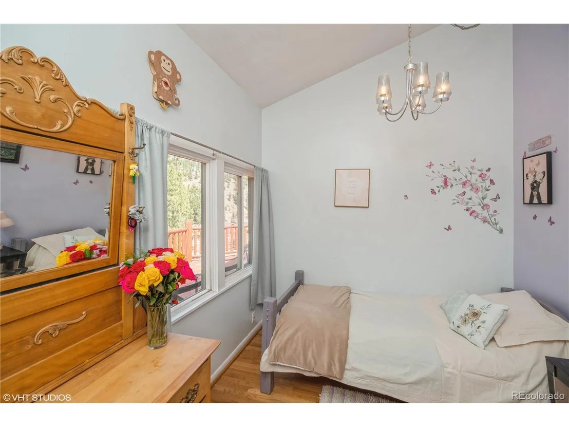 Photo of 3439 Burnham Dr