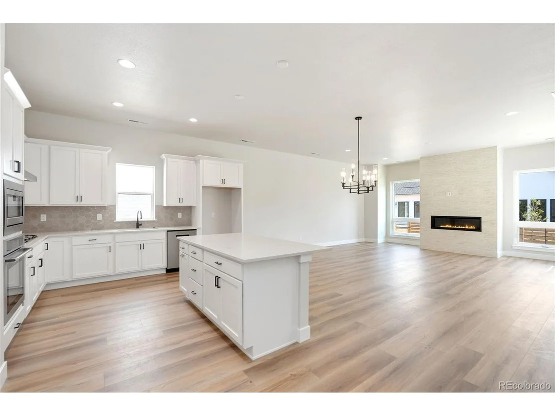 Photo of 1739 Barefoot Dr