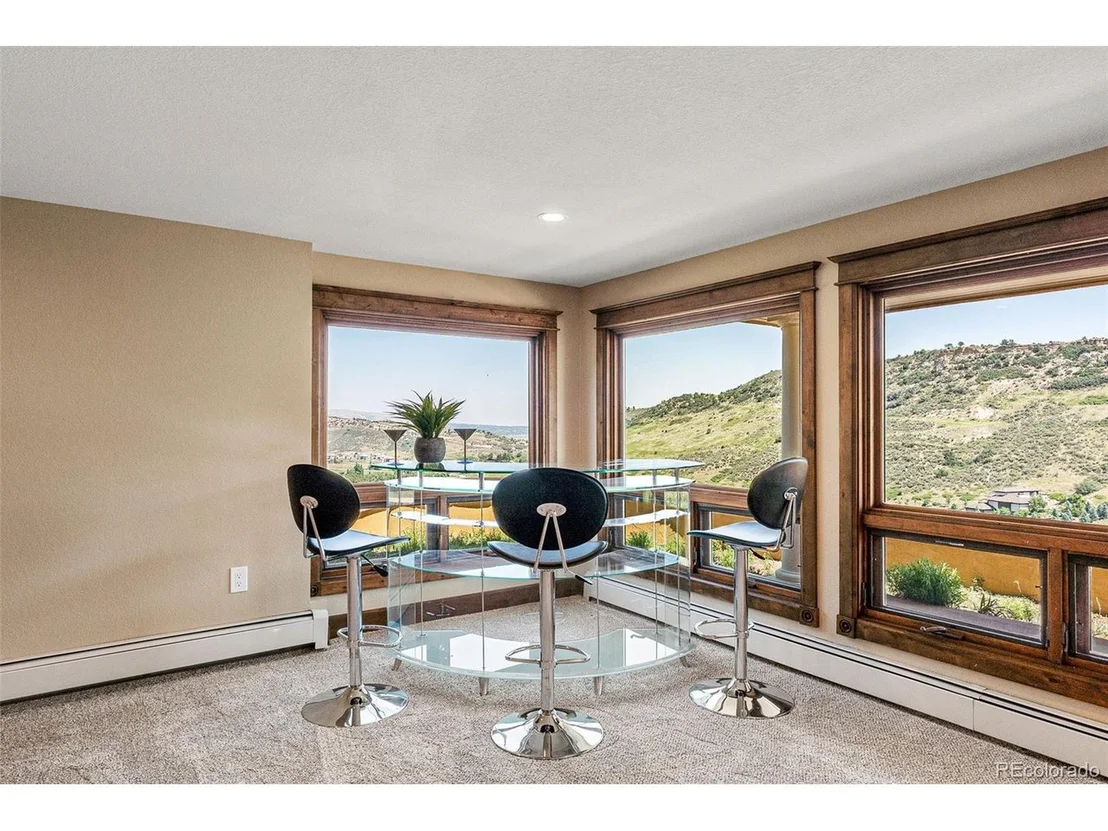 Photo of 5970 Crestbrook Dr