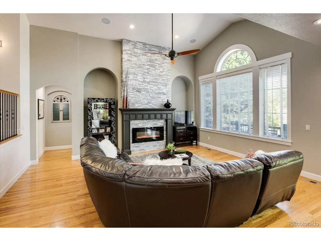 Photo of 2821 Shoshone Trl