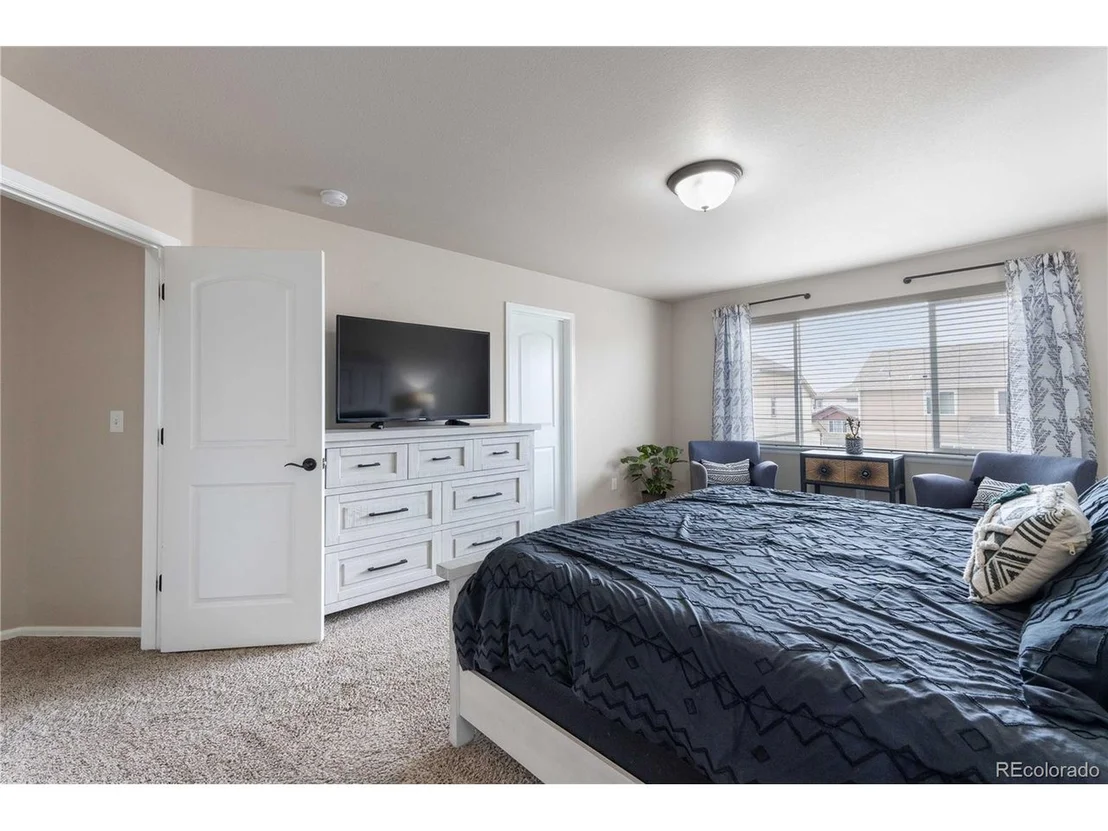 Photo of 1521 Heirloom Dr