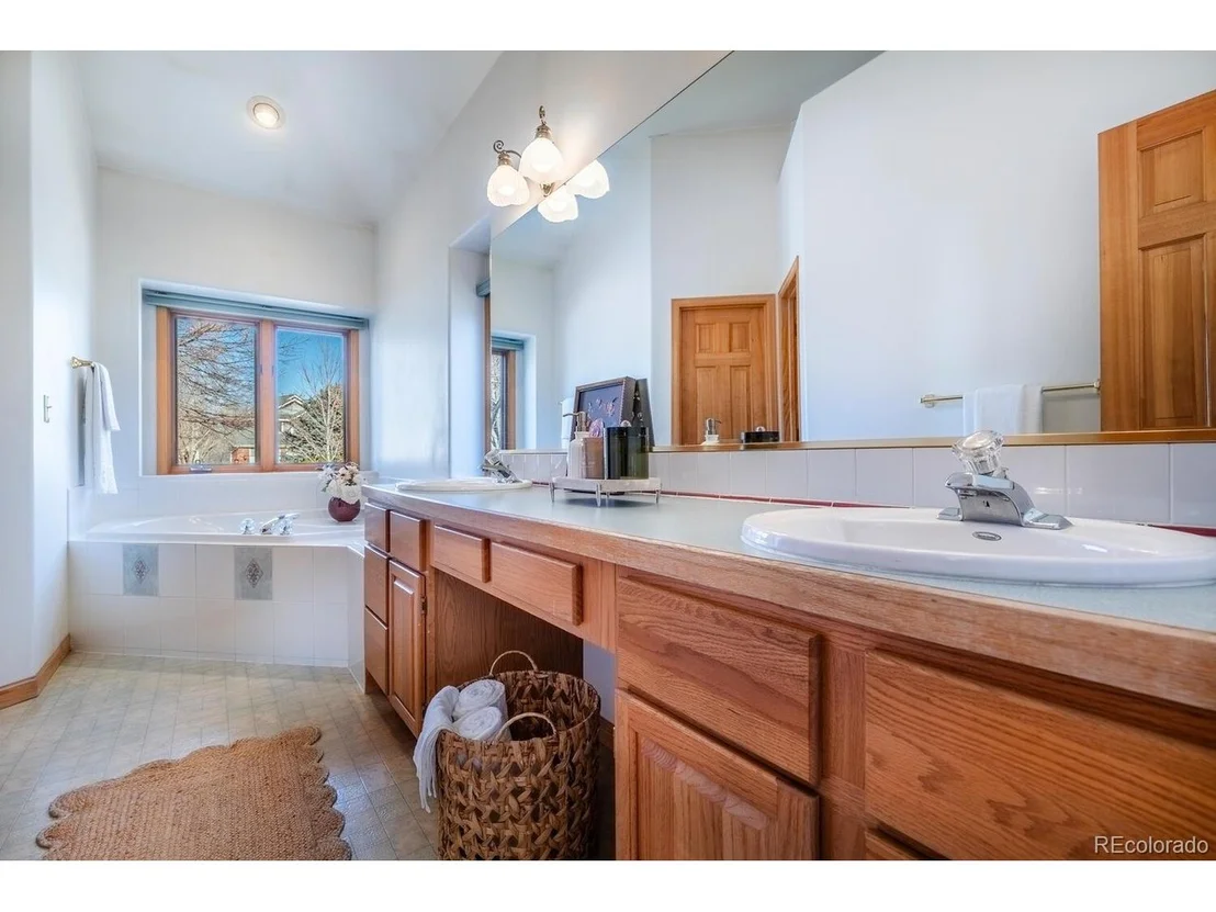 Photo of 4843 Crestone Cir