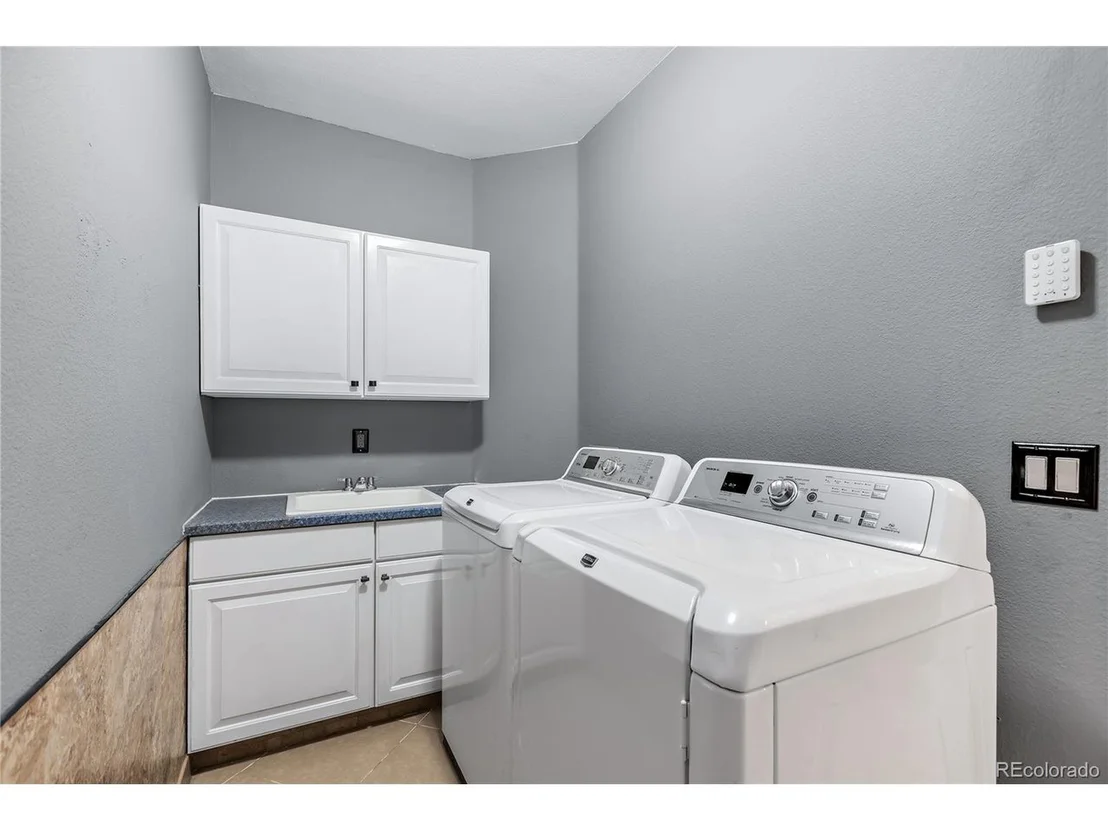 Photo of 21060 Saddleback Cir
