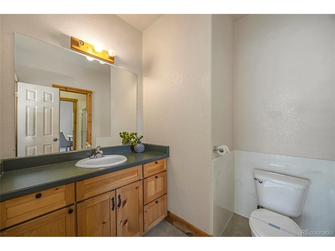 Photo of 67 Aspen Ln