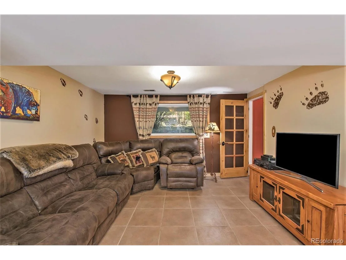 Photo of 5167 Knotty Pine Ln