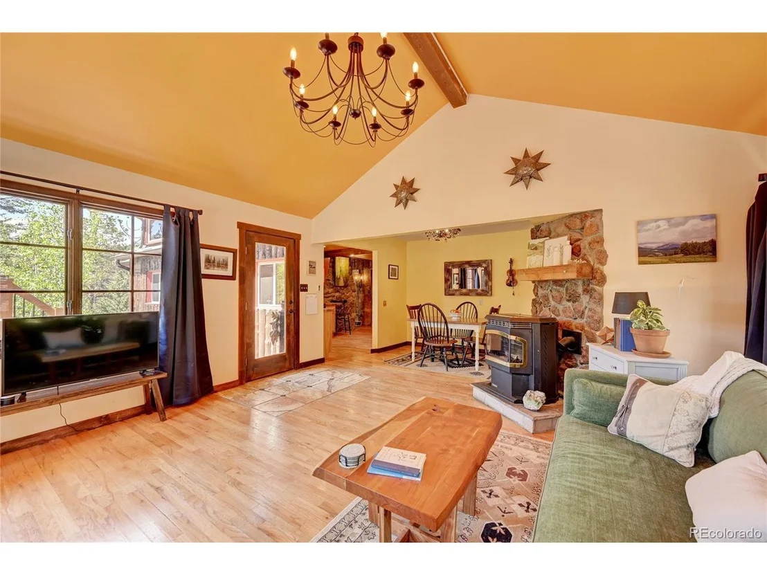 Photo of 28855 Windflower Ln