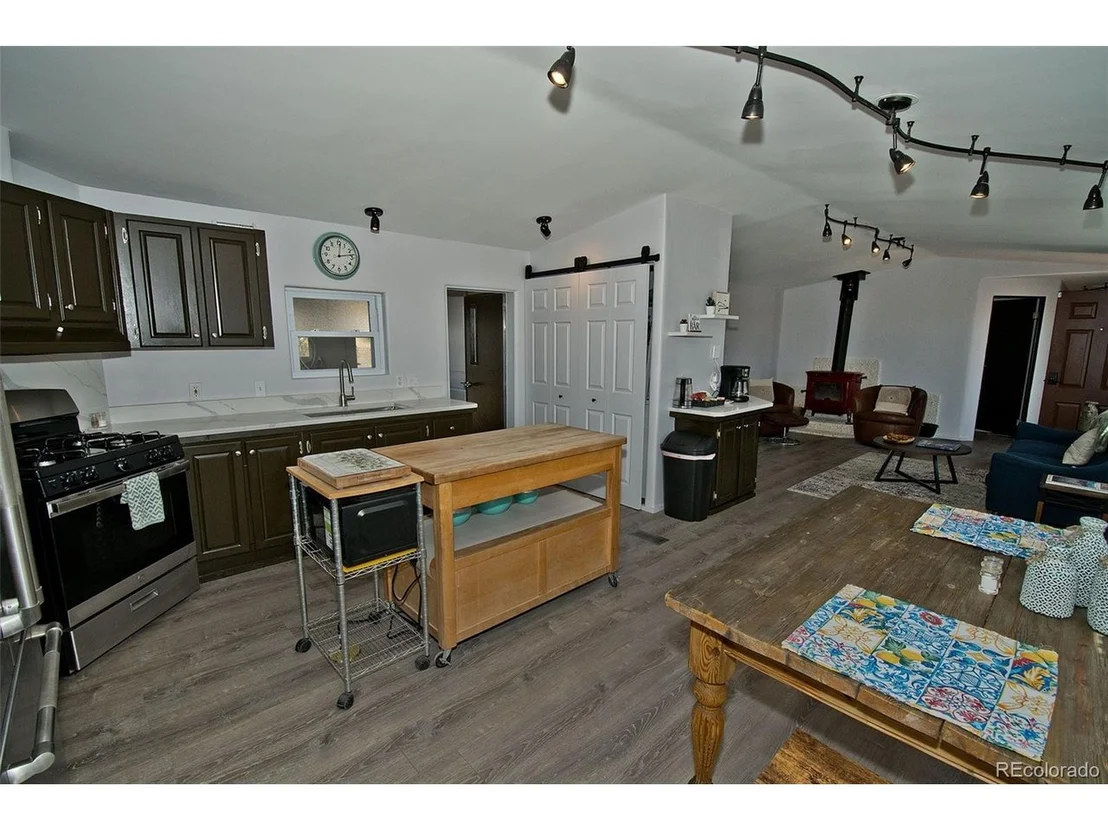 Photo of 27378 Red Cloud Ave