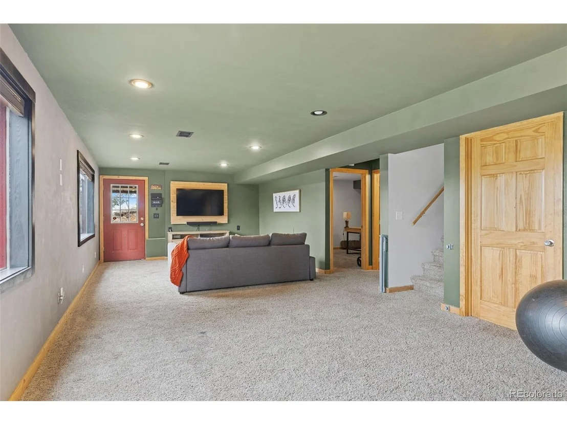 Photo of 518 Pine Dr