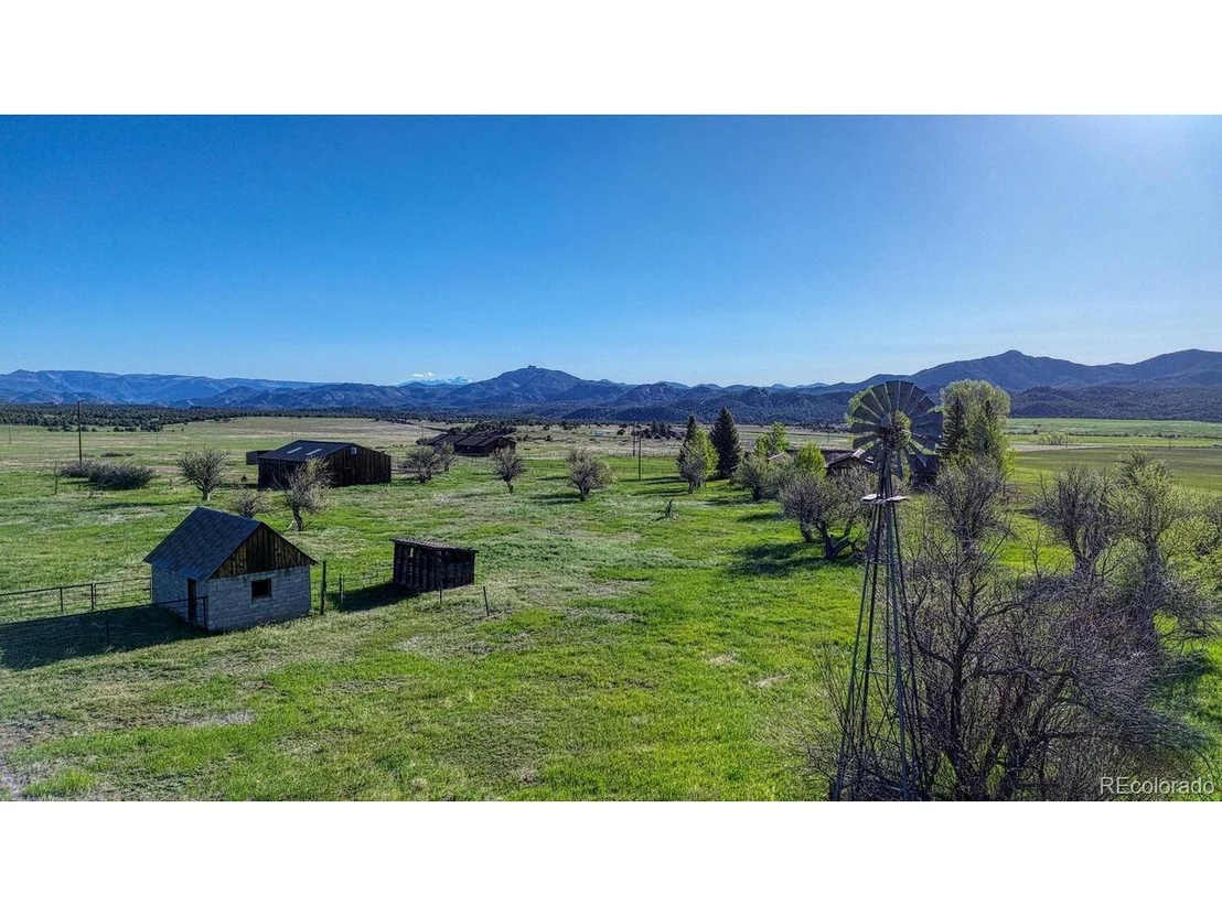 Photo of 1216 Cowboy Way