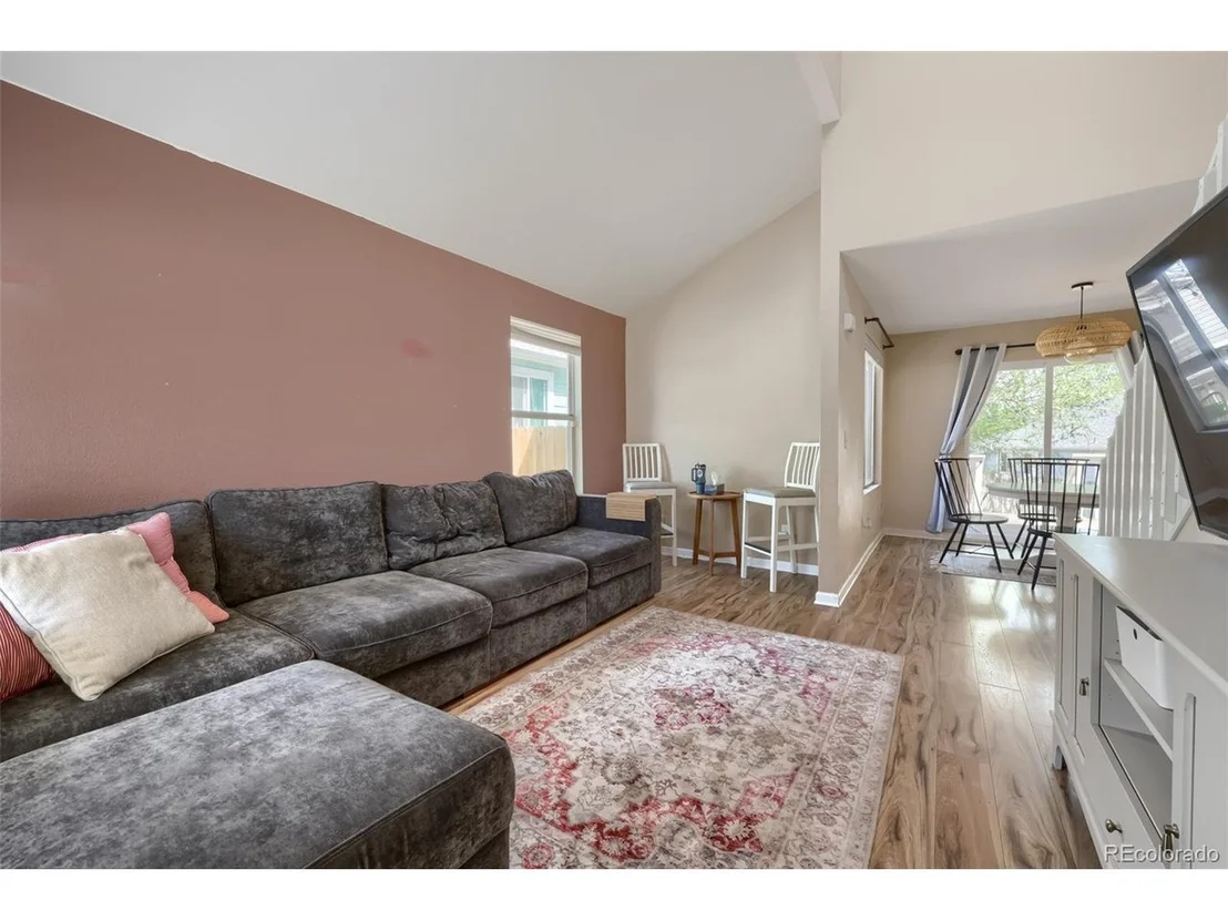 Photo of 8746 Cloverleaf Cir