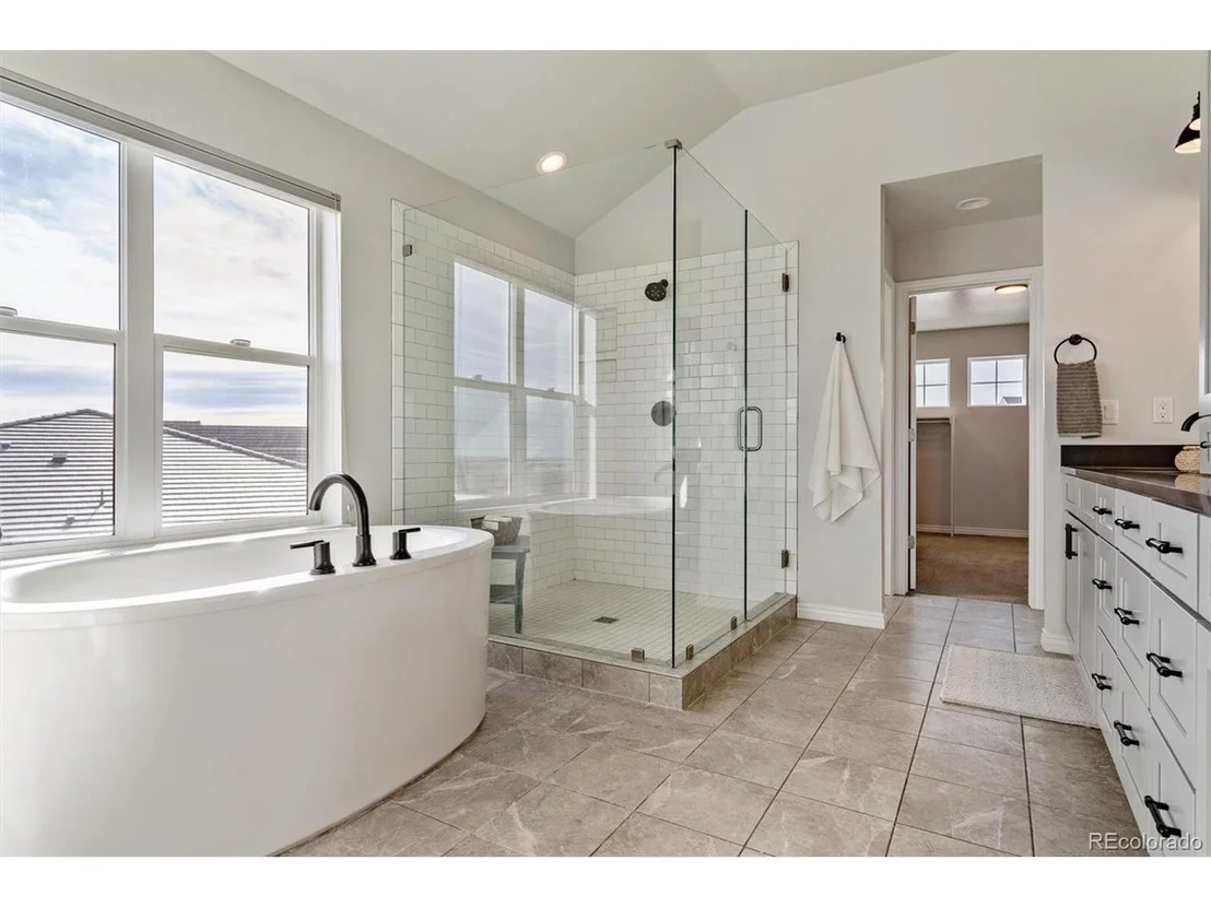 Photo of 9494 Noble Way