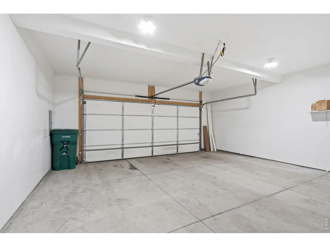 Photo of Unit D3 at 710 Oregon Trl