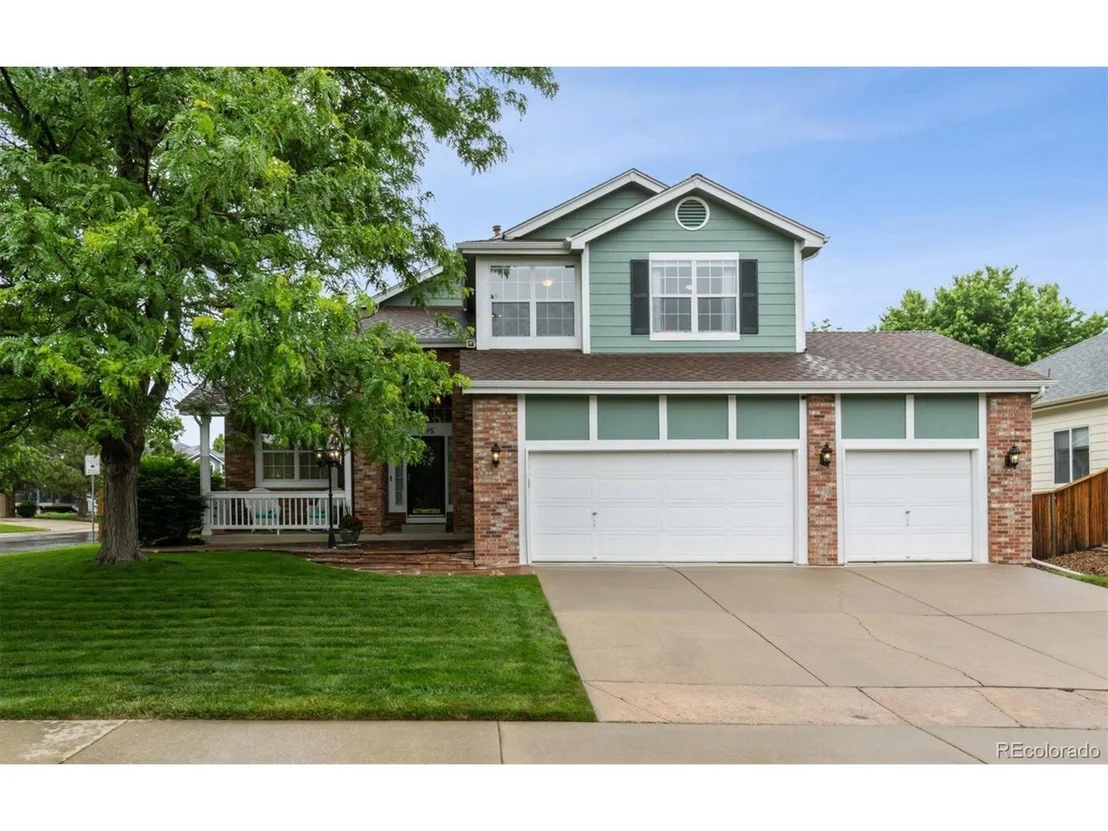 Photo of 1395 Foxtail Dr