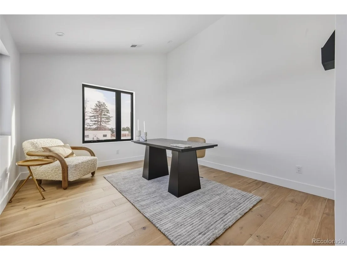 Photo of 5031 Moss Pl